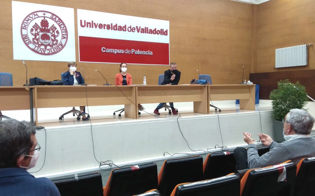 La delegada y el jefe de gabinete del rector visitan el Campus de Palencia