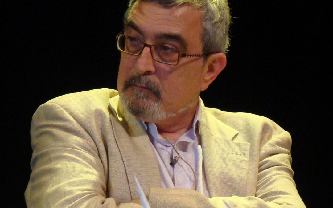 El profesor de la UVa Enrique Delgado recoge en una guía las 217 especies que ocupan los espacios verdes de Palencia