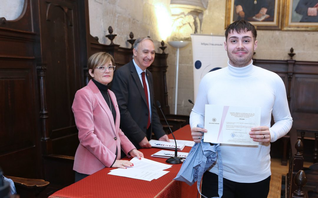 Un alumno de la Facultad de Educación de Palencia recibe el Premio a la excelencia en materia de igualdad y violencia de género por su TFG