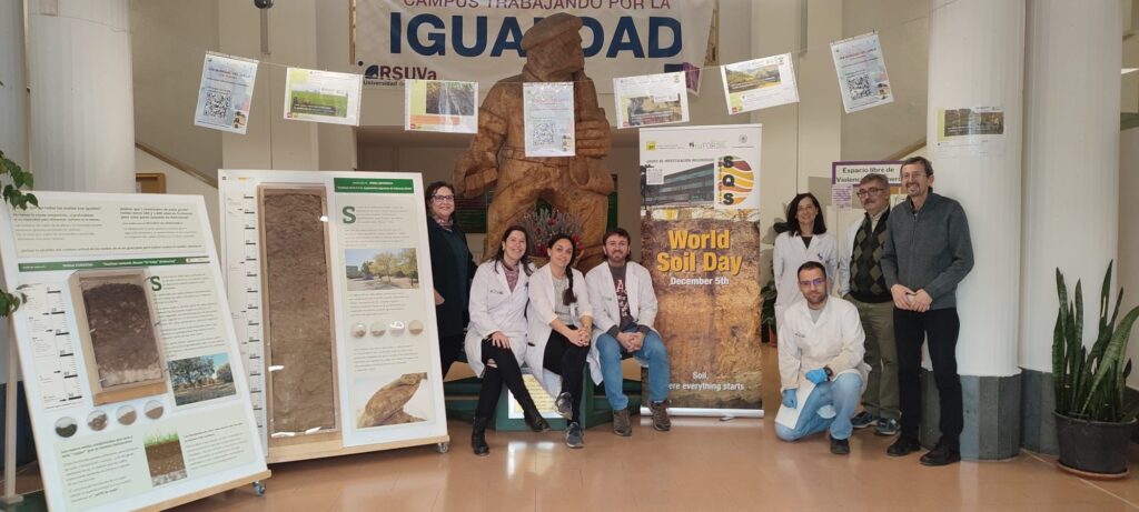 Creatividad para la noticia del Día de los suelos.